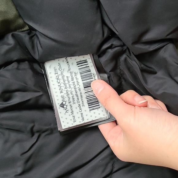 Authentic Moose Knuckles Beaver Bomber short jacket XS military green - Picture 6 of 16